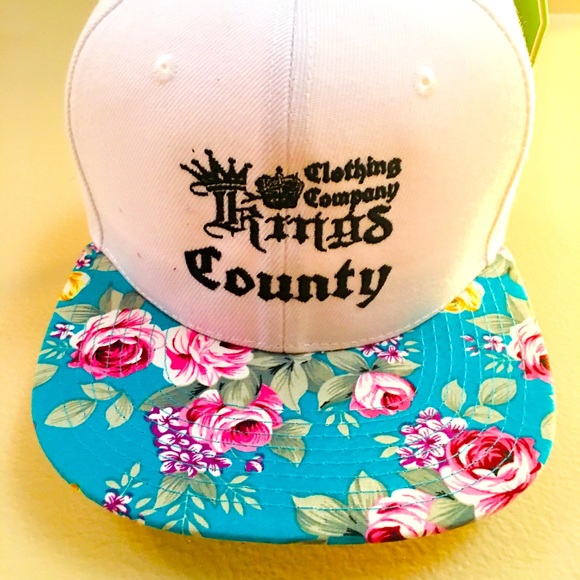 Brooklyn Logo Rose Cap🌹🧢 - Picture 2 of 7